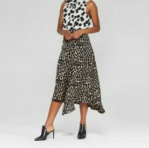 NWT ANIMAL PRINT SKIRT